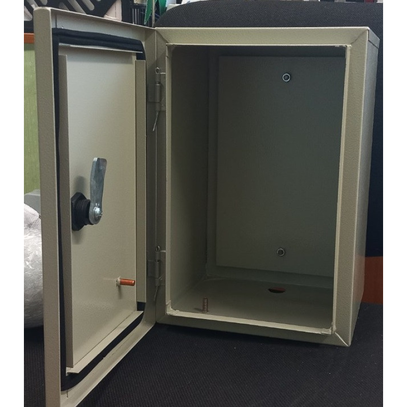 Монтажний корпус металевий герметичний IP54 (300*200*200мм) КМг-232 Монтажний корпус металевий герметичний IP54 (300*200*200мм) КМг-232