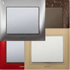 Вимикачі і розетки Legrand Galea Life