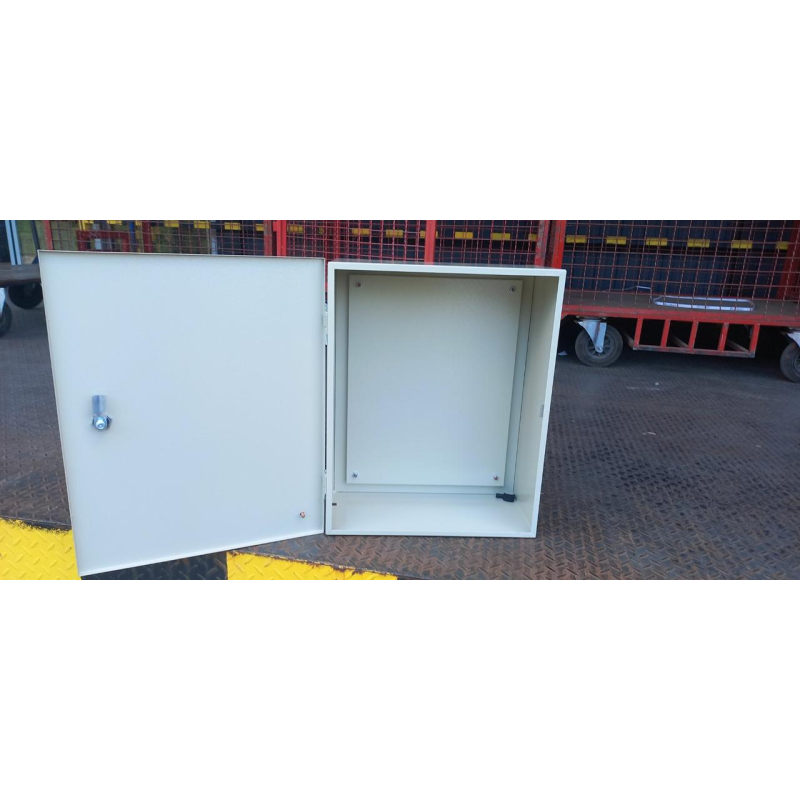 Монтажний корпус металевий IP42 (300*200*150 мм) КМУ-231 Монтажний корпус металевий IP42 (300*200*150 мм) КМУ-231