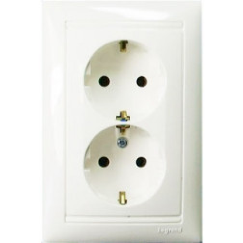 Розетка подвійна із заземленням, білий, 774400 Legrand Valena Розетка подвійна із заземленням, білий, 774400 Legrand Valena