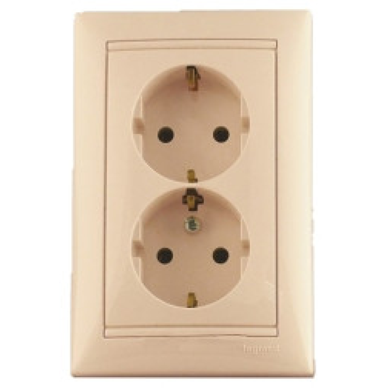 Розетка подвійна із заземленням, слонова кістка, 774370 Legrand Valena Розетка подвійна із заземленням, слонова кістка, 774370 Legrand Valena