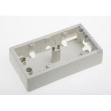 Коробка для накладного монтажу, потрійна, 776133 Legrand Valena