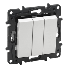 Вимикач триклавішний, білий, Niloe Step Legrand