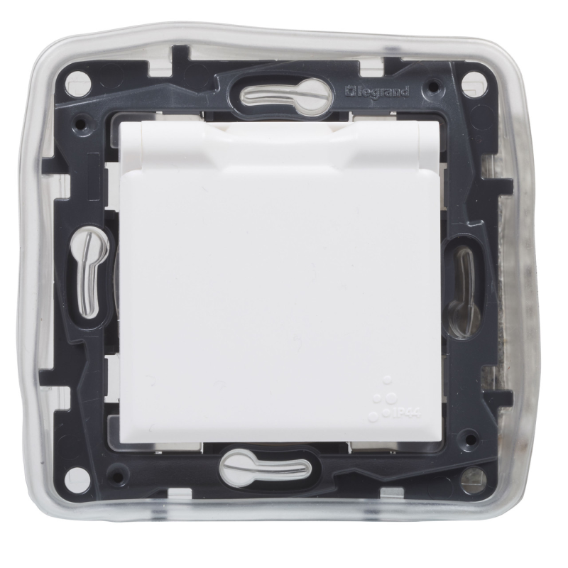 Розетка електрична з кришкою, білий, Niloe Step Legrand Розетка електрична з кришкою, білий, Niloe Step Legrand