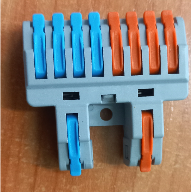 Клемa прохідна ENERGIO CMK-422-4 2-4від. із затискачем Клемa прохідна ENERGIO CMK-422-4 2-4від. із затискачем