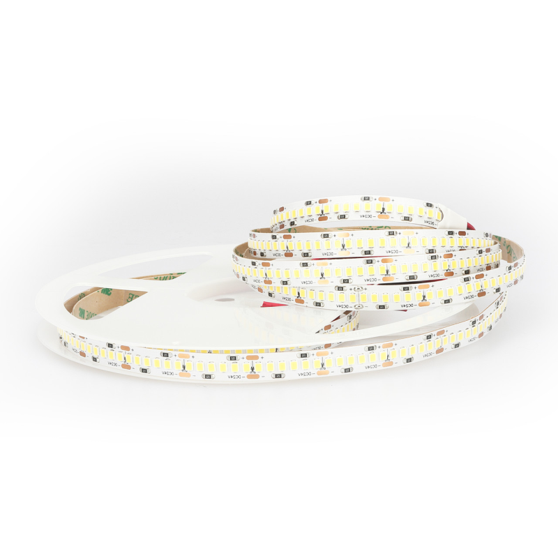 Світлодіодна стрічка Ustrip LED240-2835-W40-24V-24W білий денний Світлодіодна стрічка Ustrip LED240-2835-W40-24V-24W білий денний