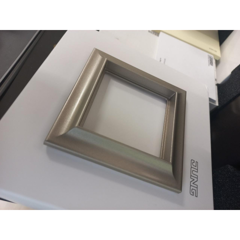 Рамка 1 пост JUNG ECO PROFI STANDART шампань EPS481CH Рамка 1 пост JUNG ECO PROFI STANDART шампань EPS481CH