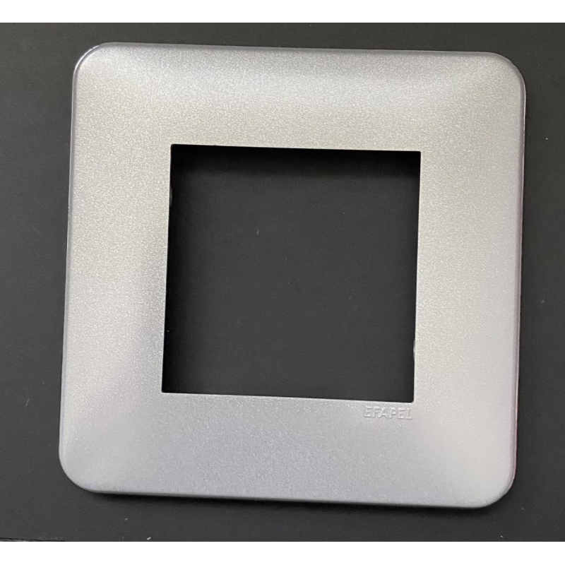 Рамка 1-а EFAPEL LATINA CROMA алюміній / хром 42910 TAH Рамка 1-а EFAPEL LATINA CROMA алюміній / хром 42910 TAH