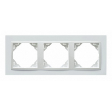 Рамка потрійна ANIMATO білосніжна 90930 TBB